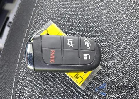 2024 Ram Promaster 3500 Tradesman Low Roof 136 Wb W/Pass Seat from USA, damaged, VIN 3C6MRVWG4RE154330